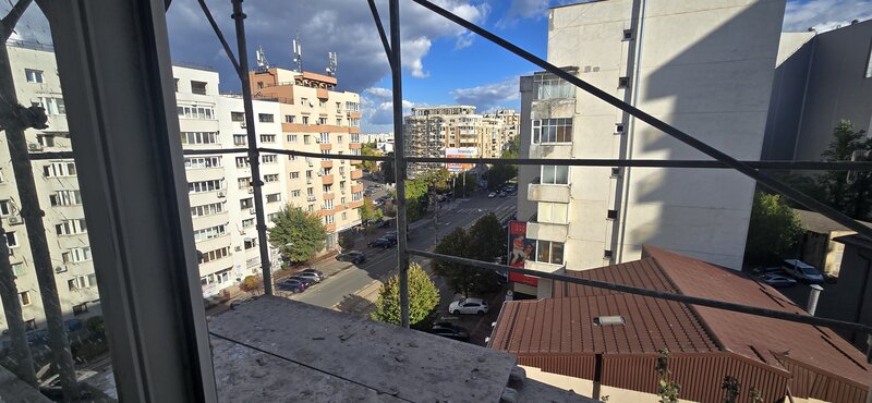 Central, Calea Calarasilor nr 178, bl 60